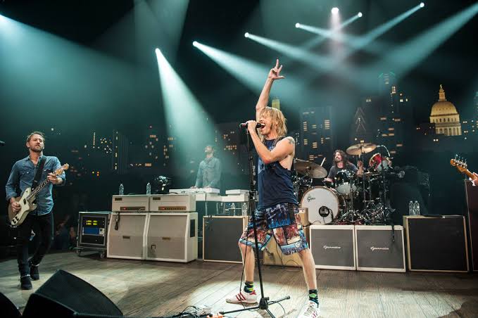 taylor hawkins